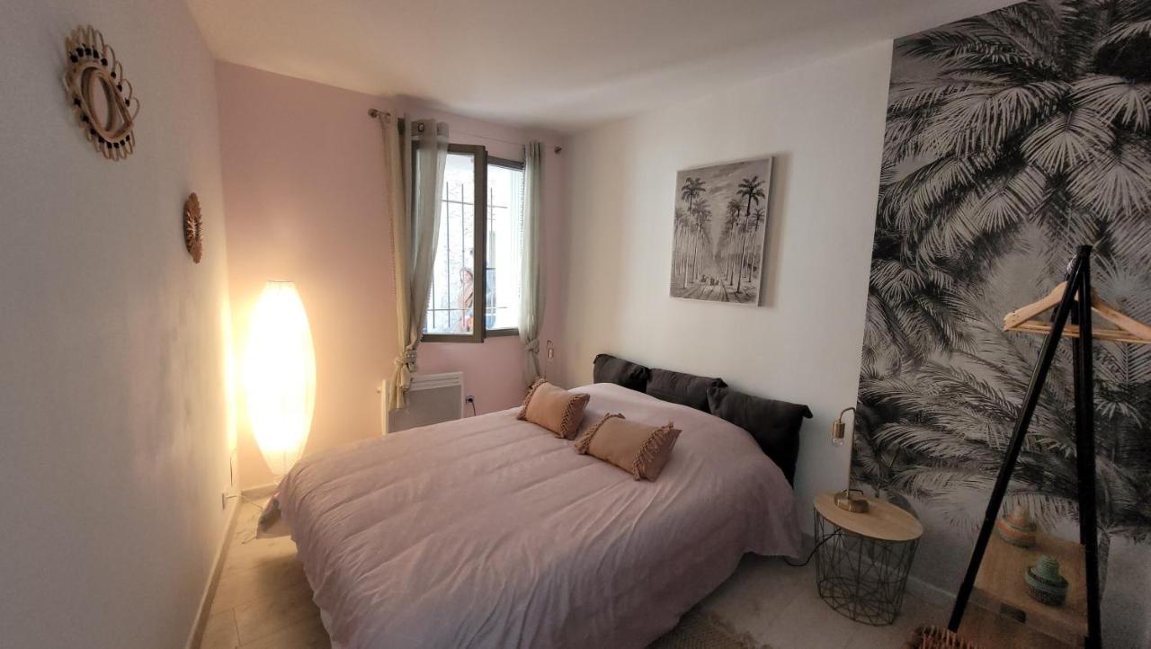 vintage home LʼIsle-sur-la-Sorgue Eksteriør billede